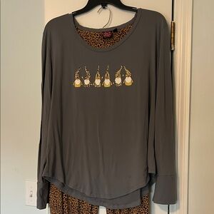 Gray and Leopard print Women's 2 piece Pajama Set with Leopard Gnomes